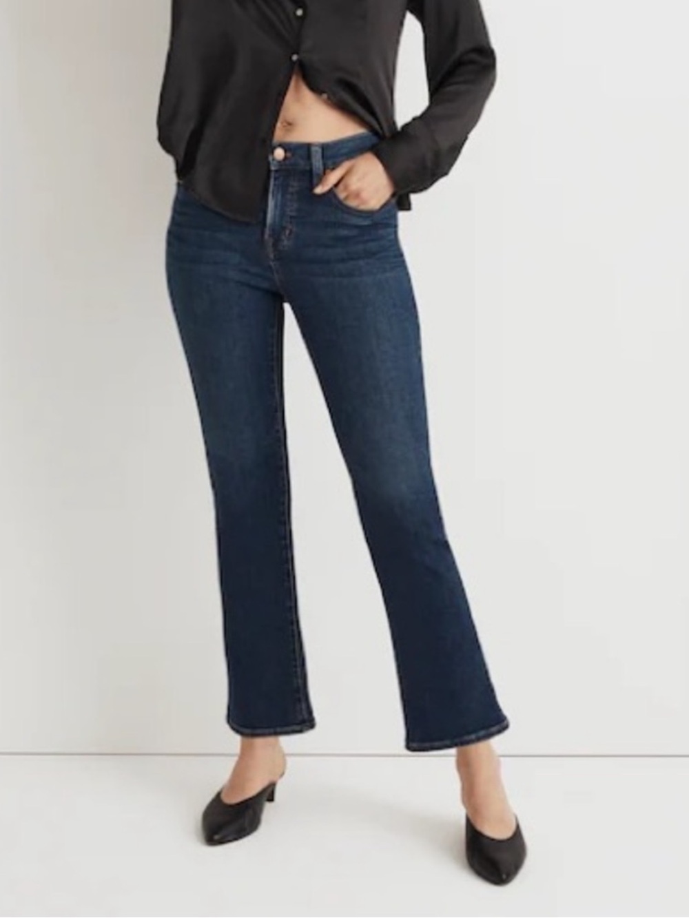 Madewell Mid-Rise Kick out Jeans, size 30
